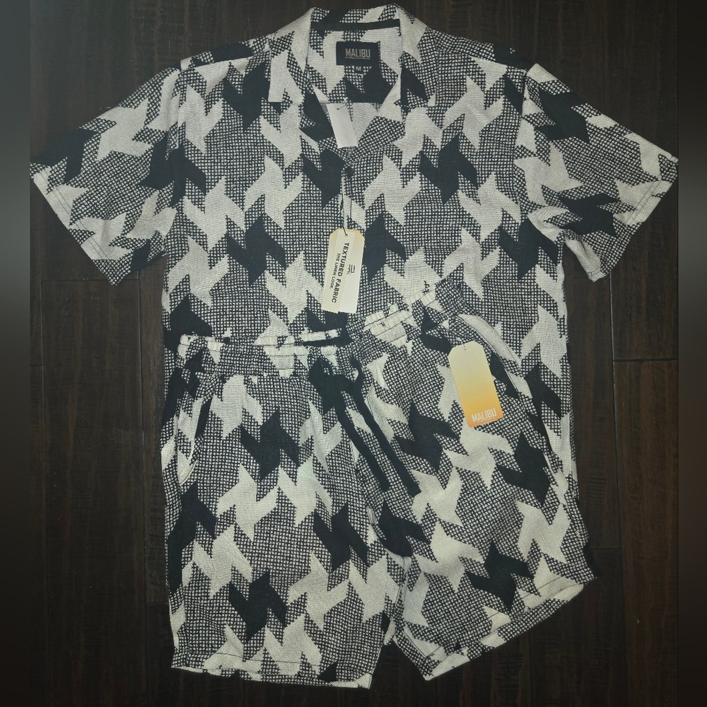 Malibu 2 Peice Black & White Polyester Set sz Medium